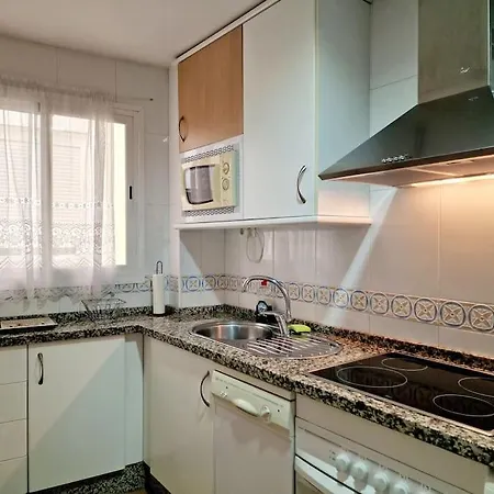 Alcantara Tower 2 Bedrooms Apartament